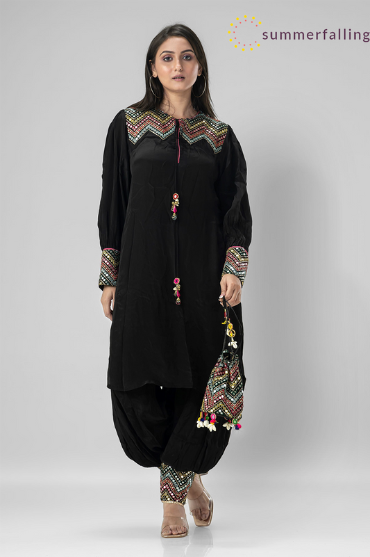 SummerFalling-Black Embroidered Muslin Silk Patiala Pants Set